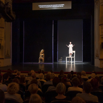 Nevidna ženska, Anton Podbevšek Teater <em>Foto: Boštjan Lah</em>